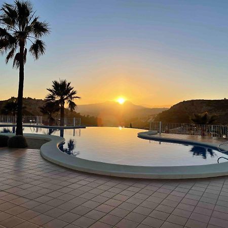Tranquility, Sun, Breathtaking Views & 7 Minutes Drive To Sea Leilighet Benitachell Eksteriør bilde