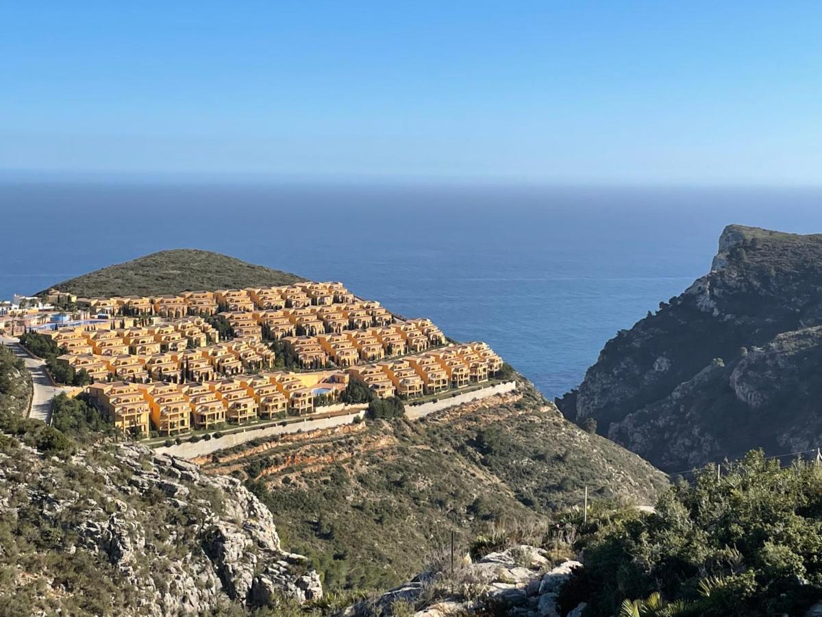 Tranquility, Sun, Breathtaking Views & 7 Minutes Drive To Sea Leilighet Benitachell Eksteriør bilde